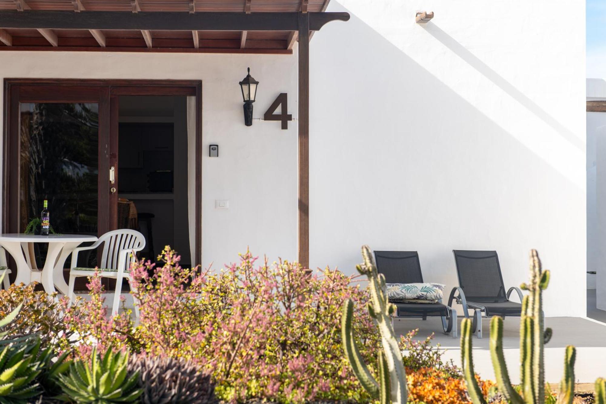 Villa Blanca Nudist Place Charco del Palo Extérieur photo